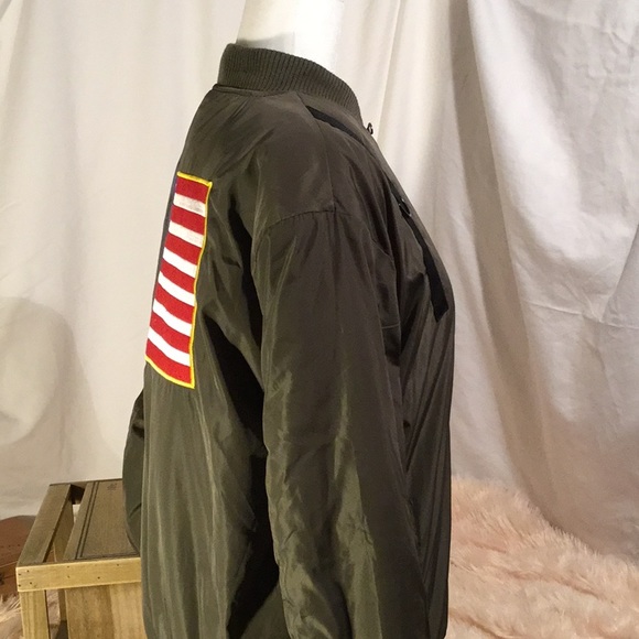 Bomber Puffer Jacket with USA Flag Embroidery - Picture 2 of 6